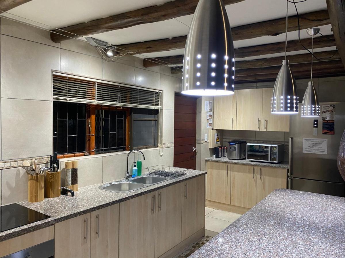 Twiga Lodge Mabalingwe 벨라벨라 외부 사진